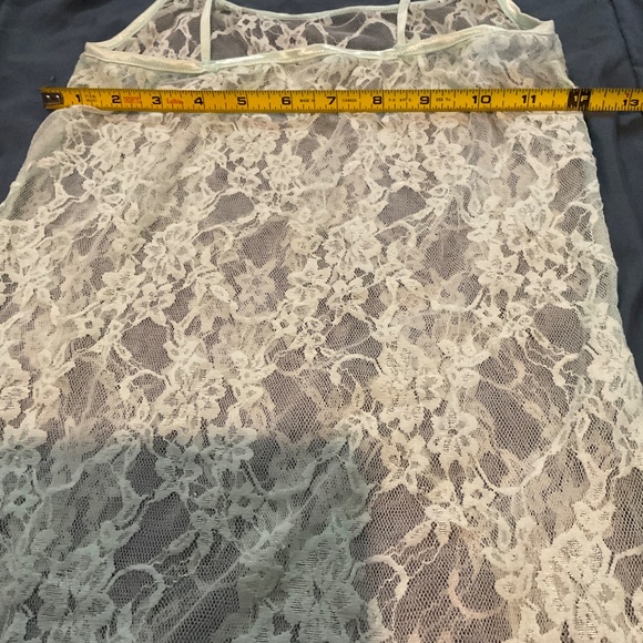 LACE CAMI NO TAGS PACKED AWAY - Picture 6 of 8